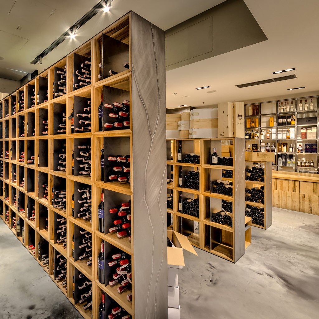 Vinoteka 13, Warsaw, Poland