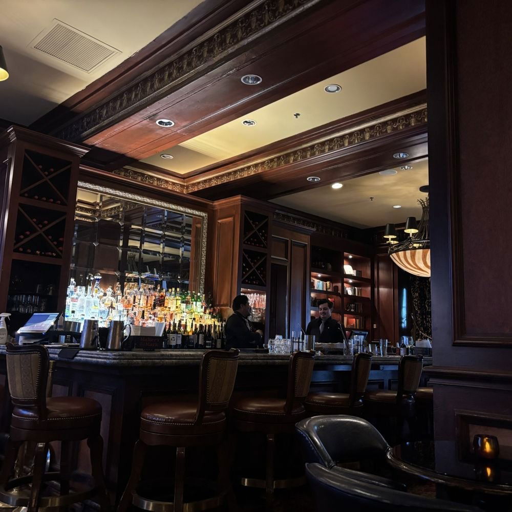 UpScale Bar, Bar in Lisbon