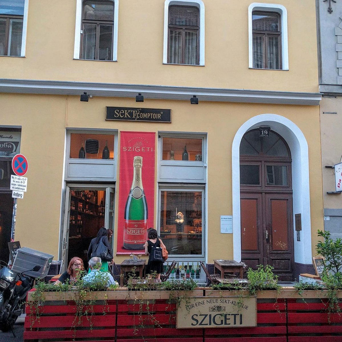 Sektcomptoir Szigeti, Bar in Vienna