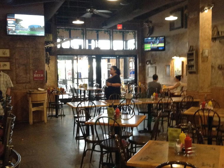 Gold Dust Saloon Craft Beer and Grill, Pueblo, United States
