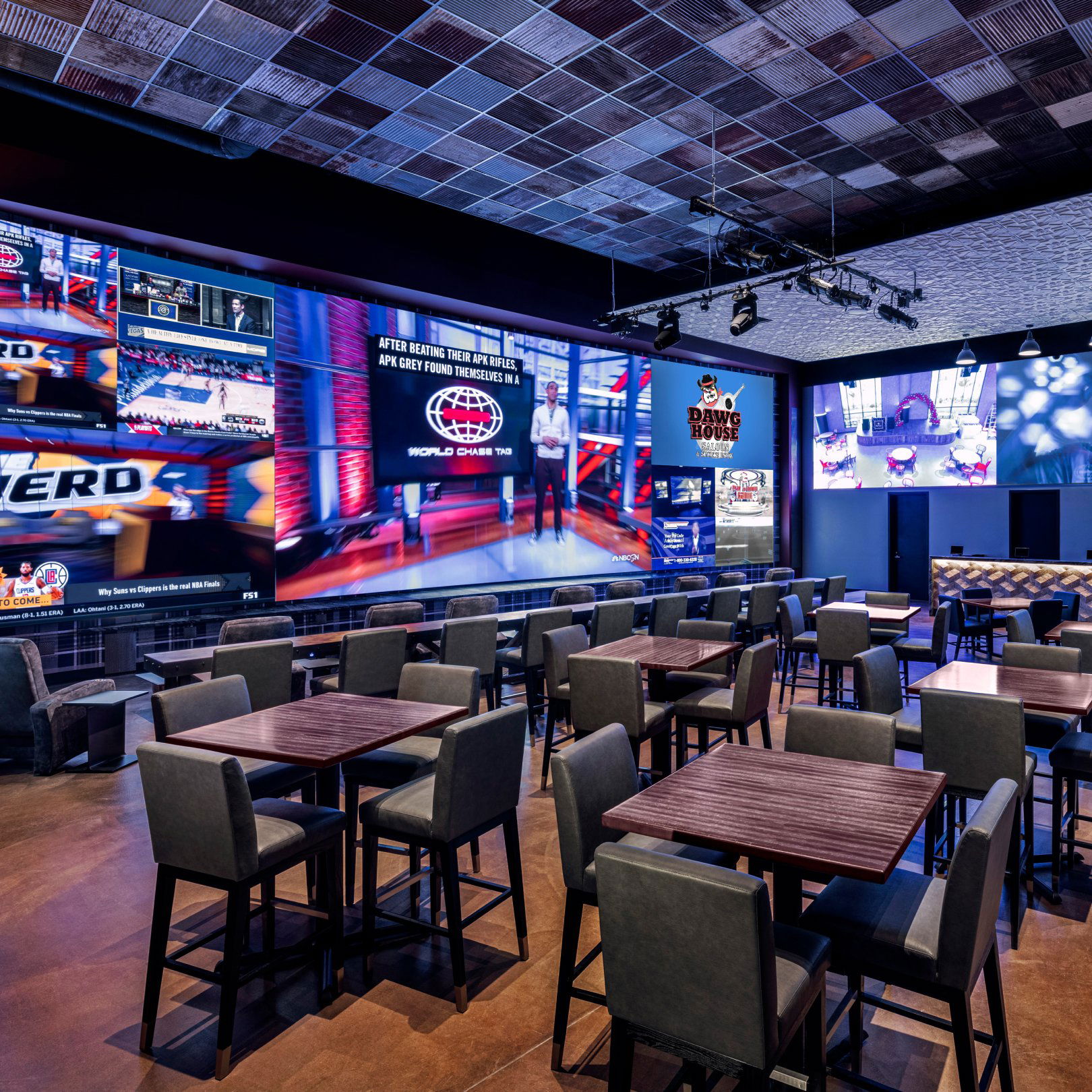 Dawg House Saloon & Sports Book, Bar in Las Vegas