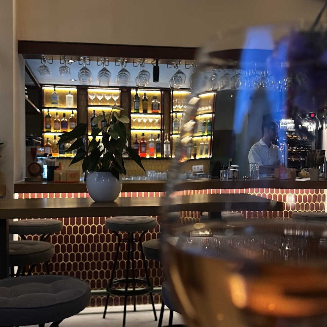 Anasa Aperitivo Gastrobar, Bar in Athens