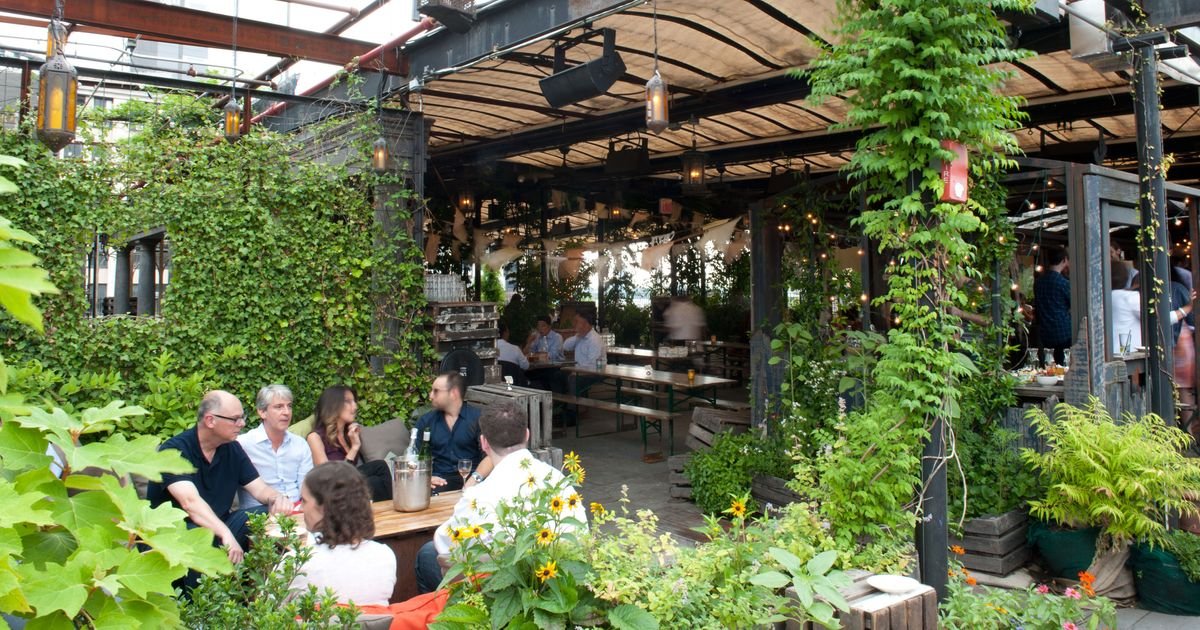 Gallow Green bar in New York City, United States