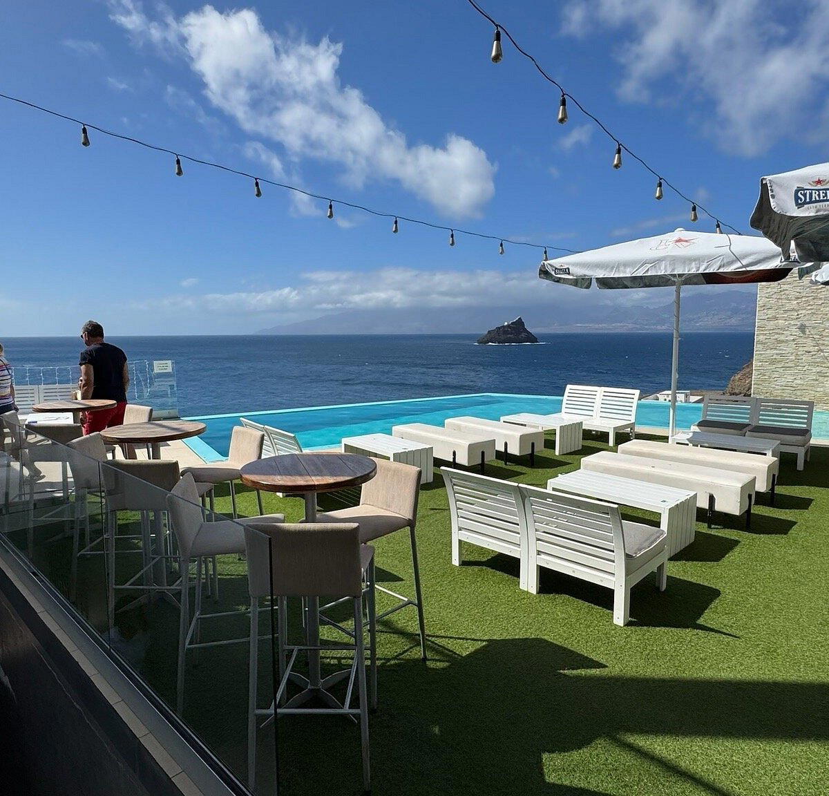 Ocean Lounge bar in Mindelo