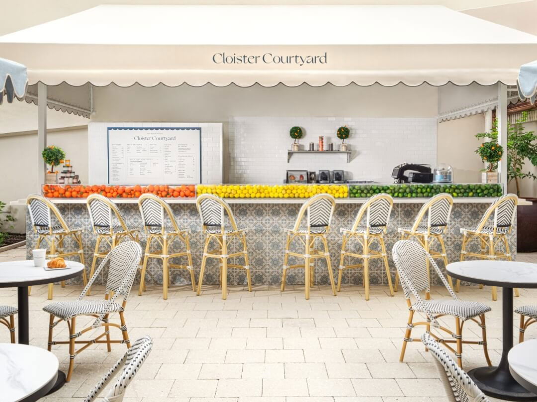 Cloister Courtyard, Bar in Boca Raton