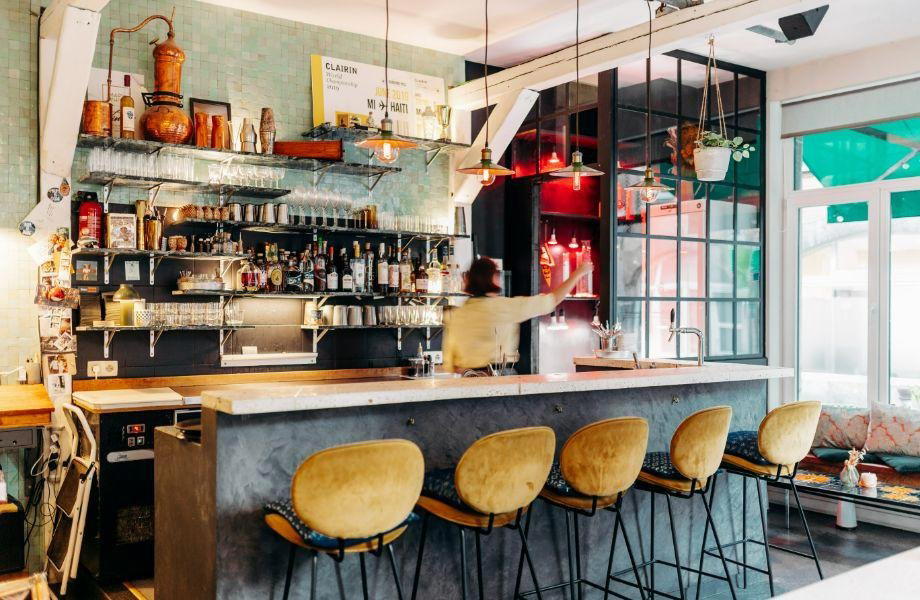 Botanical by Alfonse bar in Namur