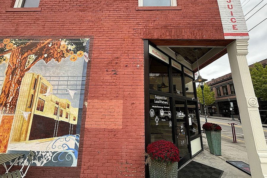 The Local Juicery + Kitchen, Bar in Chattanooga