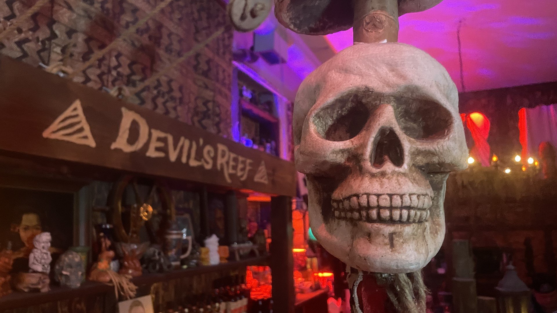 Devil's Reef bar in Tacoma, United States