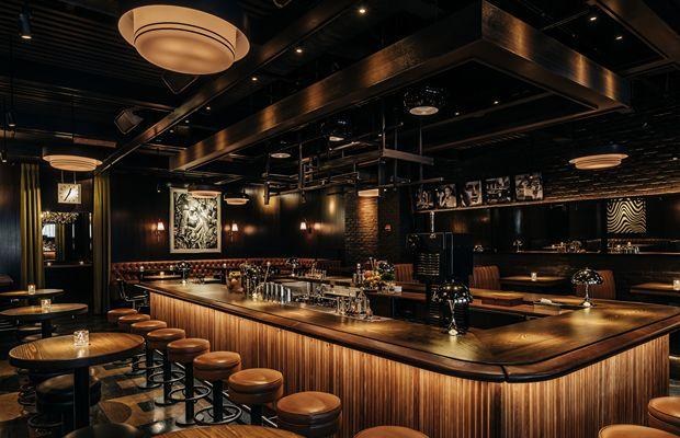 Gus' Sip & Dip bar in Chicago