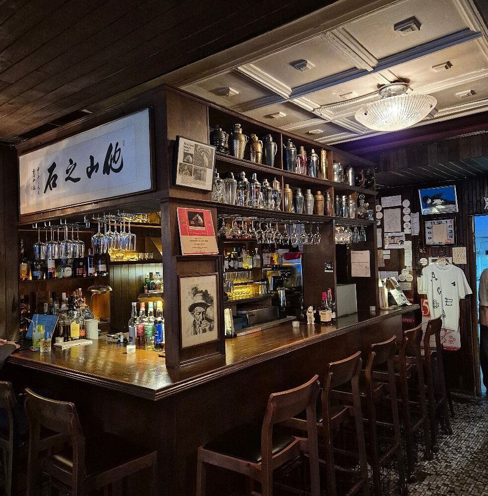 Ace 4 club, Bar in Seoul