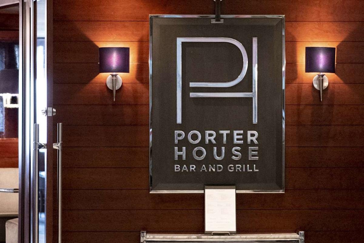 Porter House Bar and Grill, Bar in New York City
