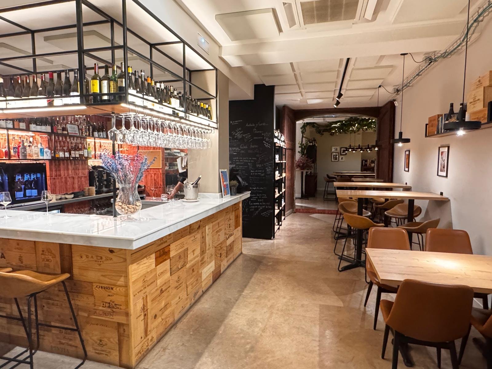 Vinorte Winebar, Bar in València