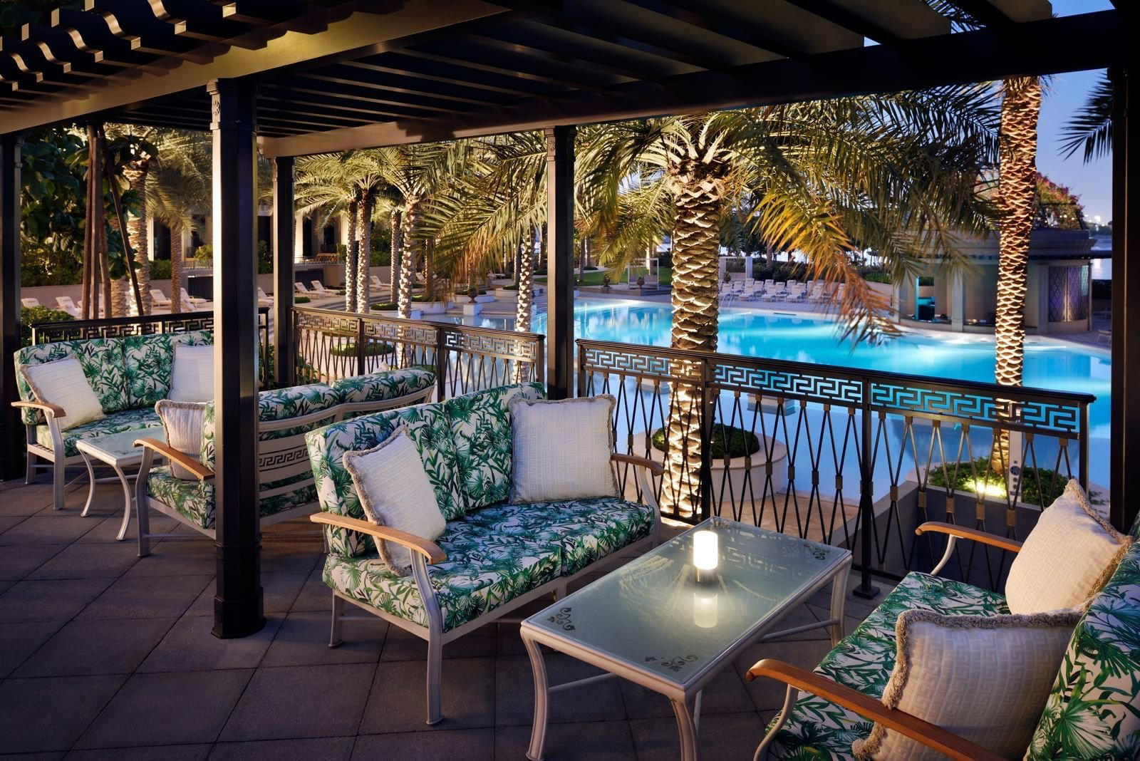 Gazebo bar in Dubai
