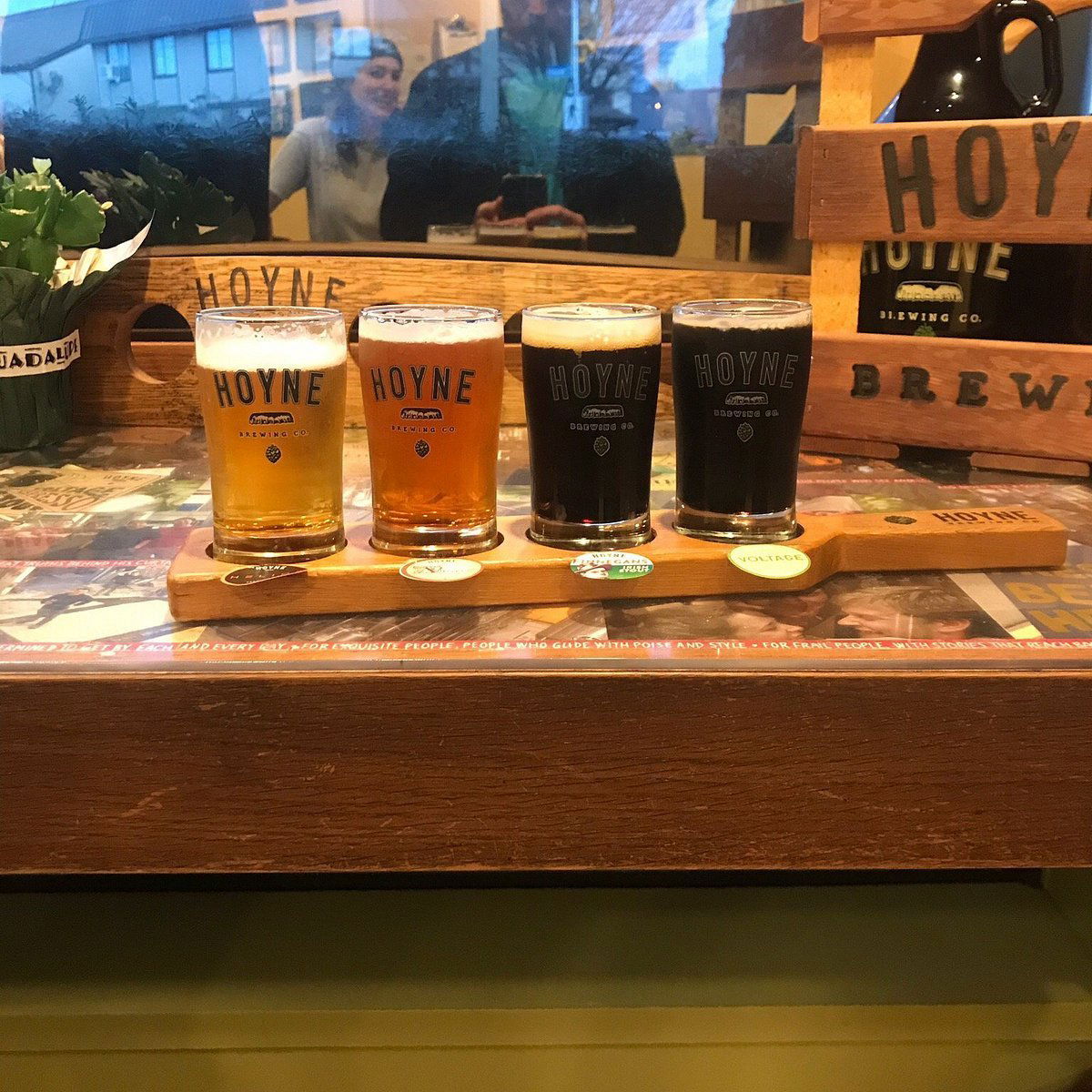 Hoyne Brewing Company, Bar in Victoria