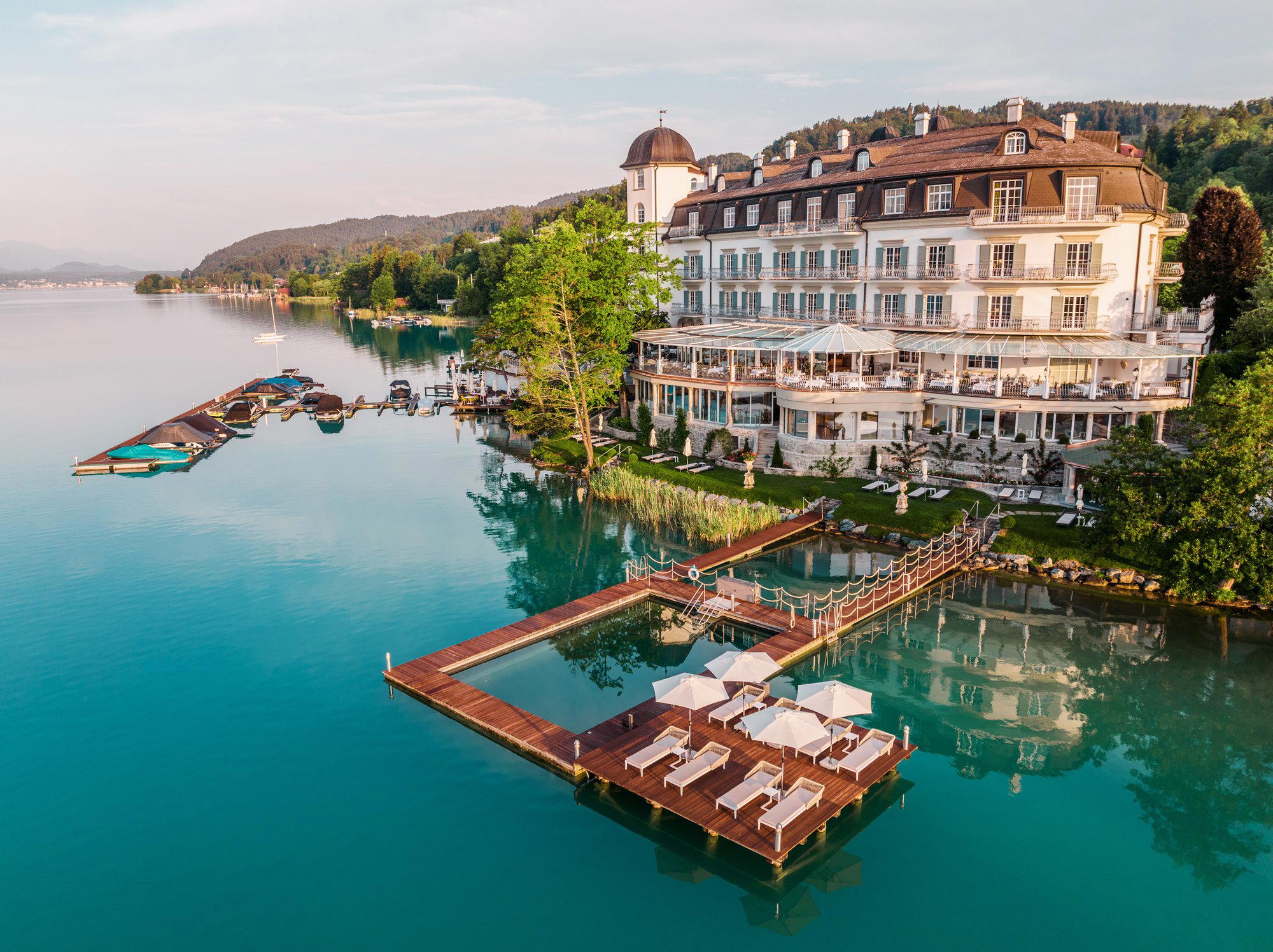 Schlossbar – Hotel Schloss Seefels bar in Portschach Am Worther See