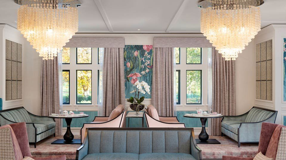 Orchid Tea Room, Bar in Windsor
