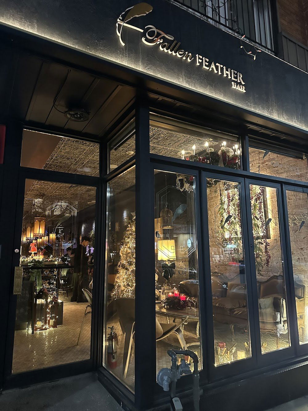 Fallen Feather, Bar in Toronto