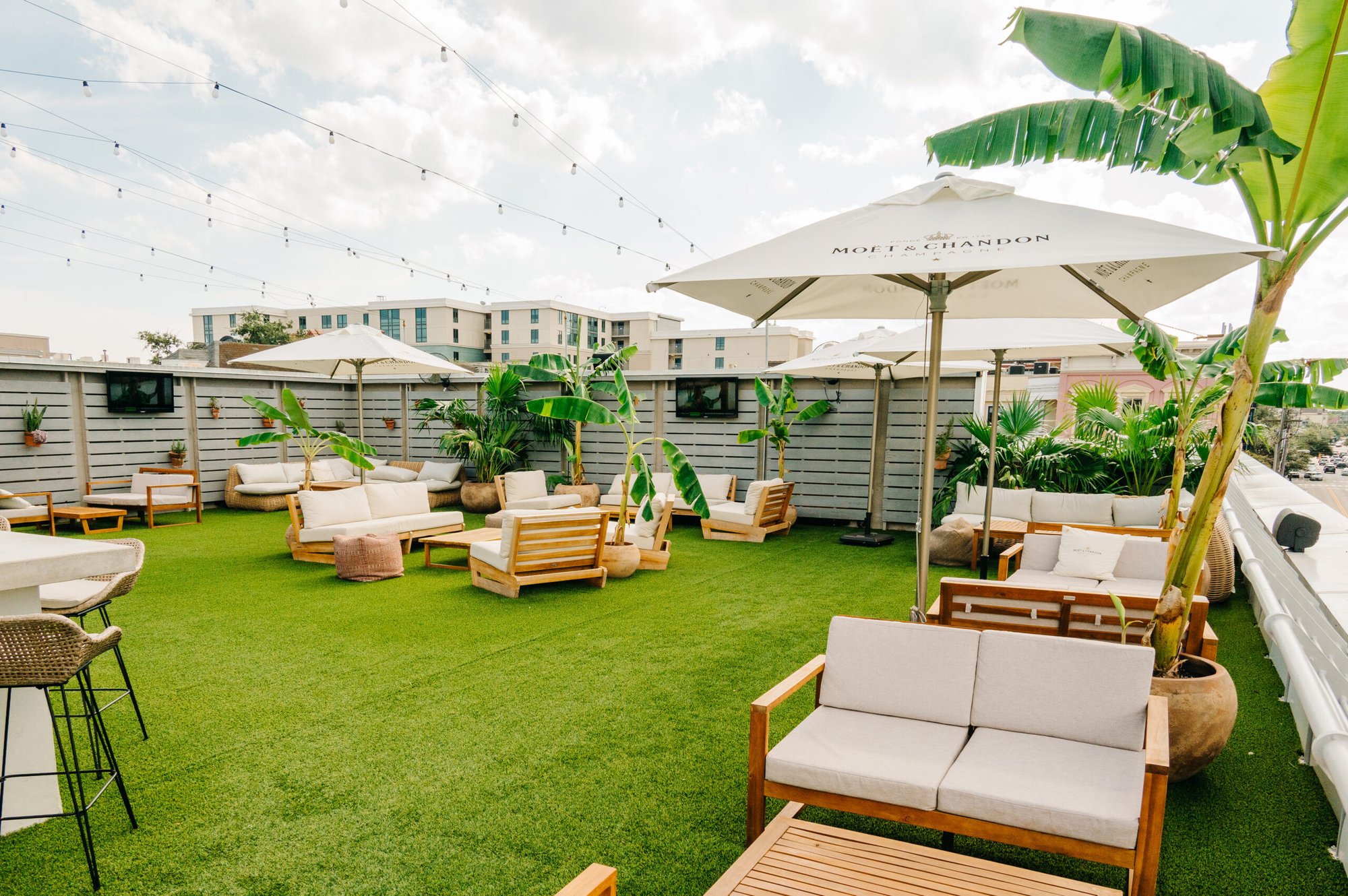 Ritual Rooftop Restaurant & Lounge bar in Charleston, United States