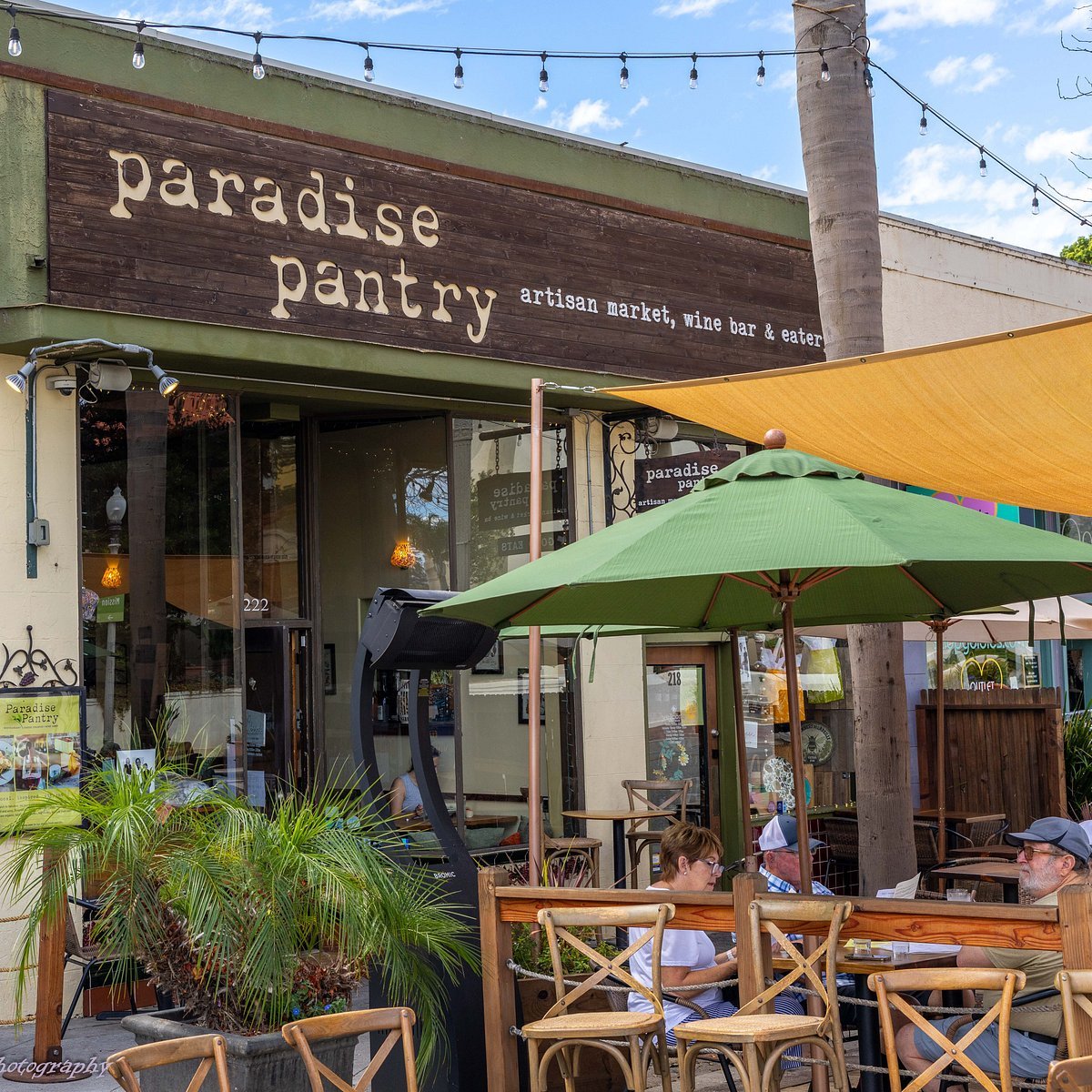 Paradise Pantry bar in Ventura, United States