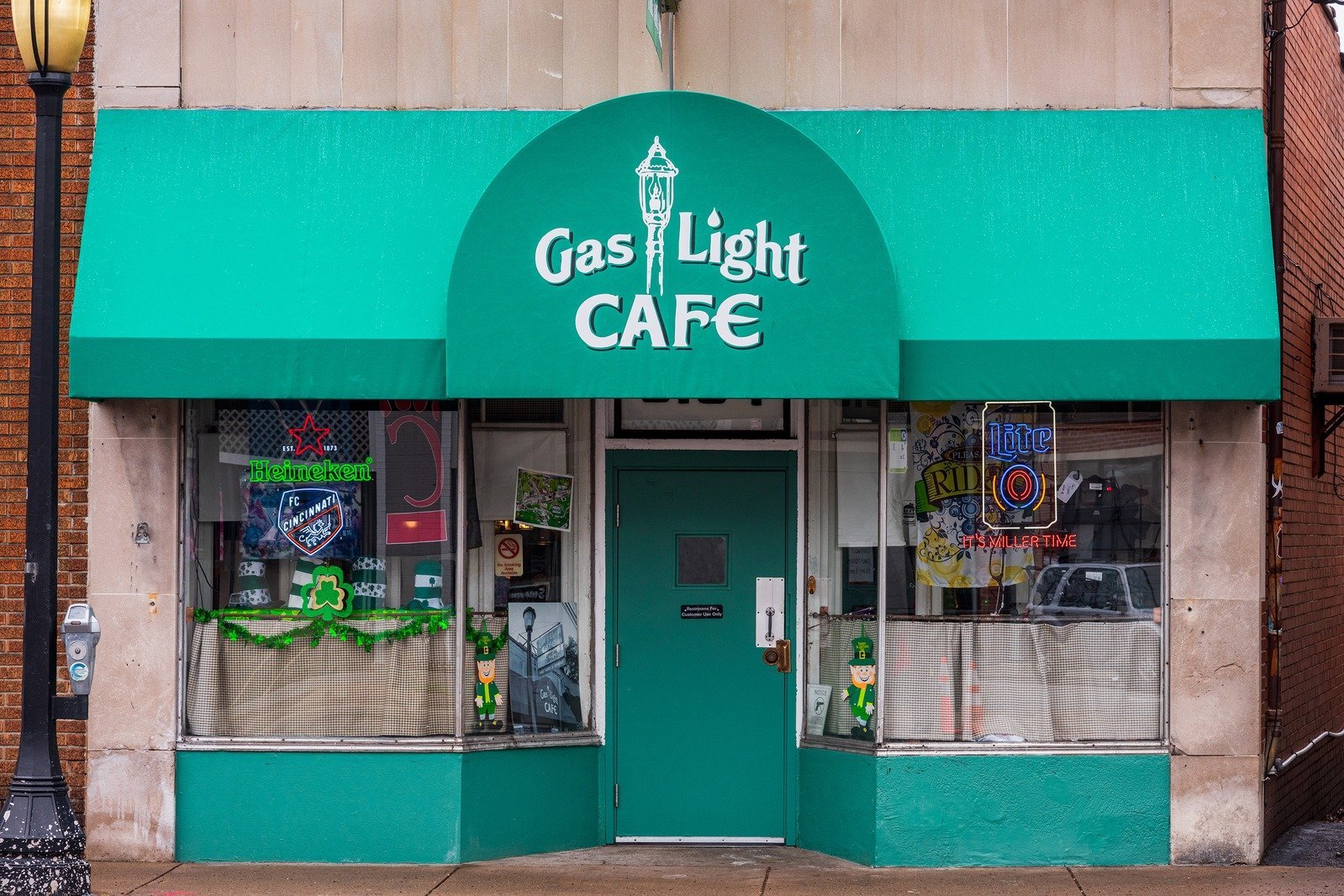 The Gas Light Cafe, Cincinnati, United States