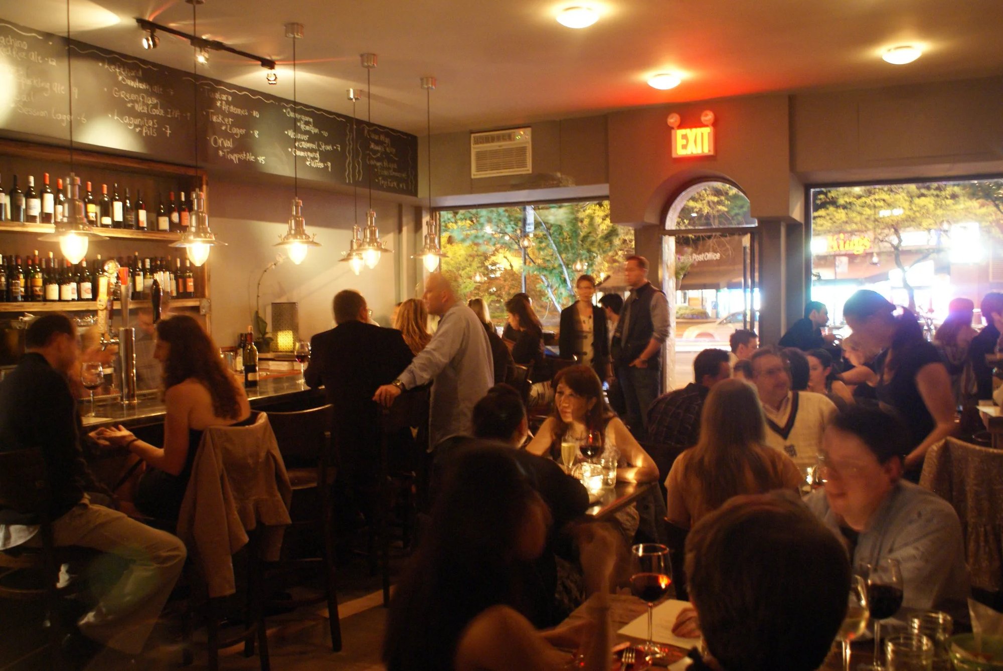 Kaia Wine Bar, Bar in New York City