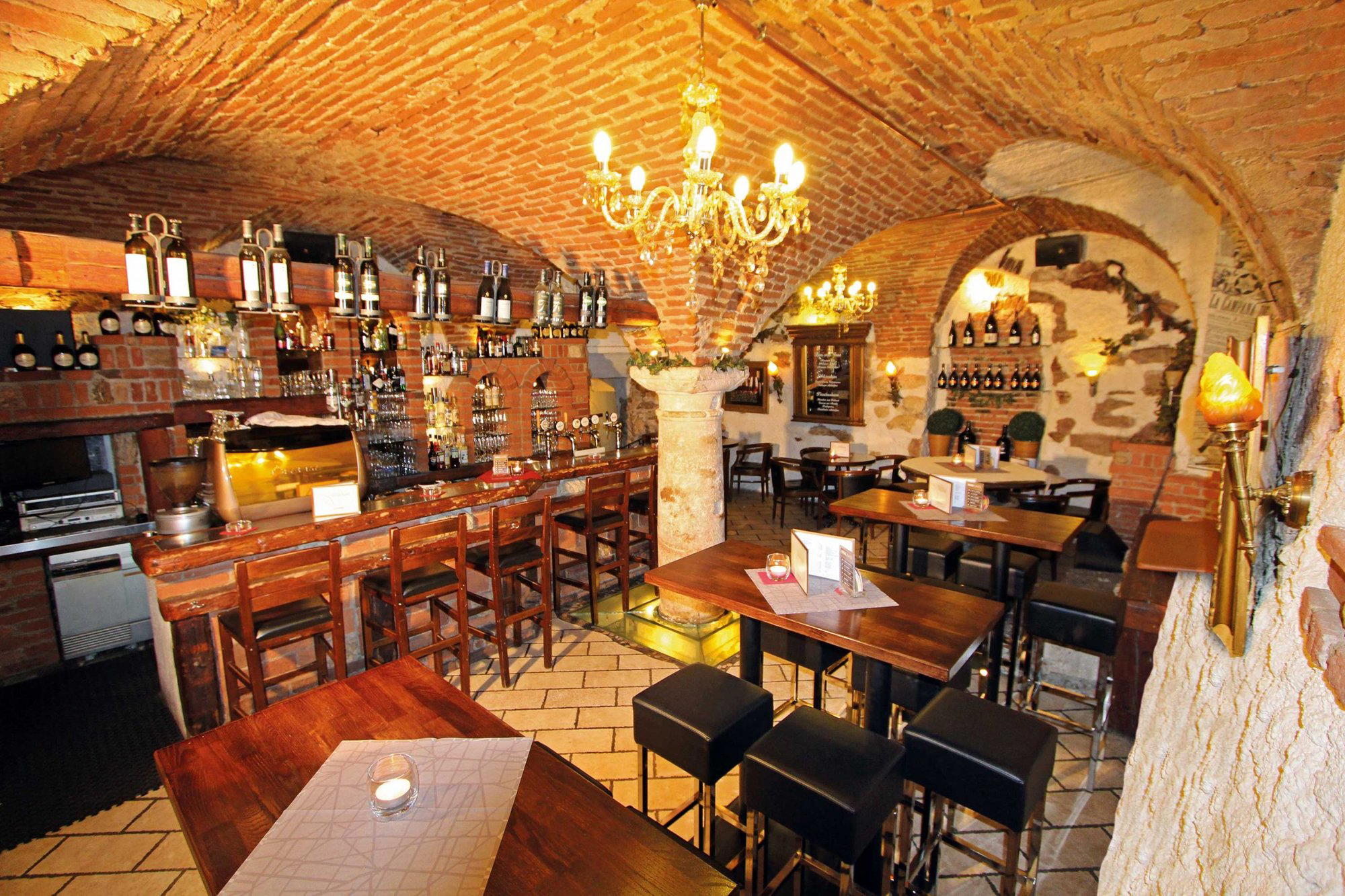 Rathaus Vinarium Wein-Gin-Rum-Whisky-Bar bar in Leibnitz