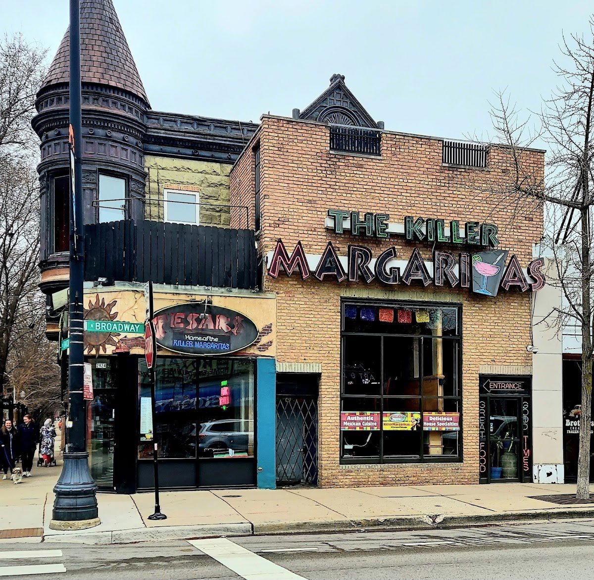 Cesar's Killer Margaritas - Broadway bar in Chicago, United States