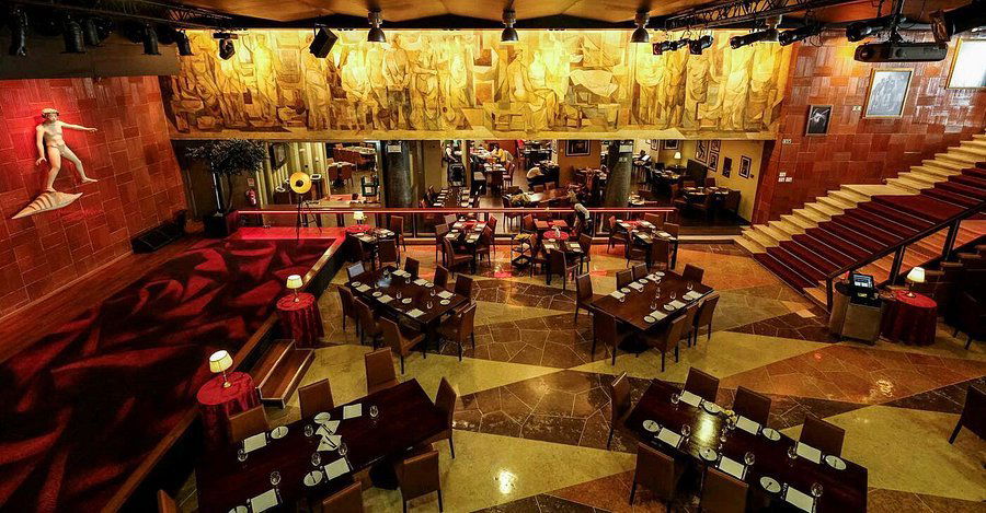 Imperio Bar, Bar in Lisbon