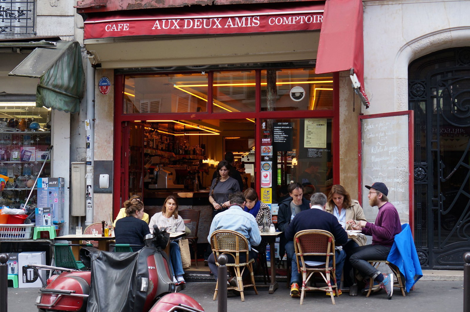 Aux Deux Amis, Paris, France