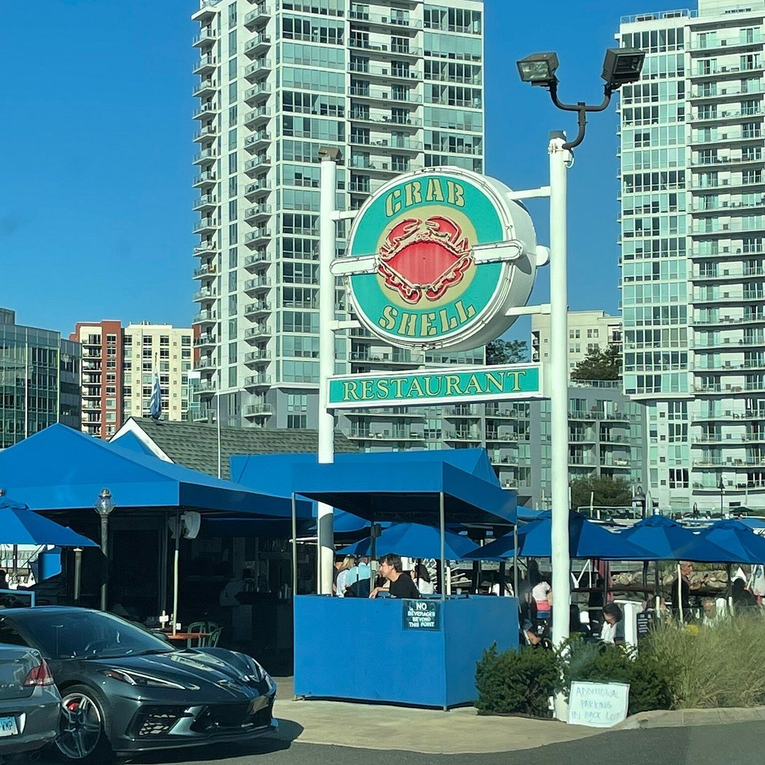 Crab Shell bar in Stamford, United States