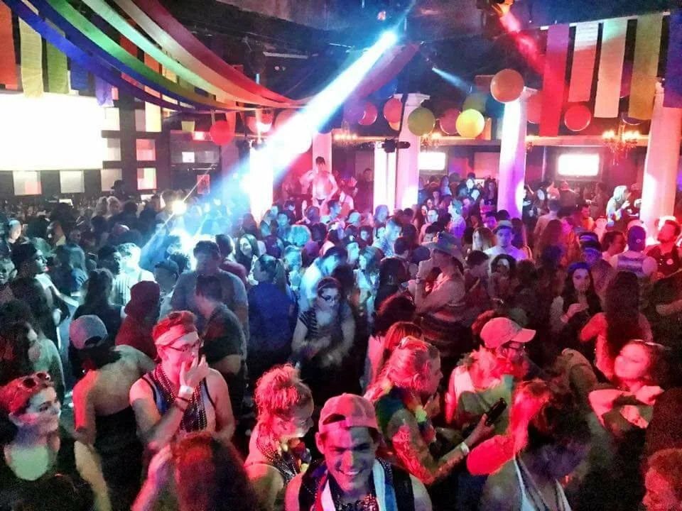 Gold Sounds Bar, Bar in New York City