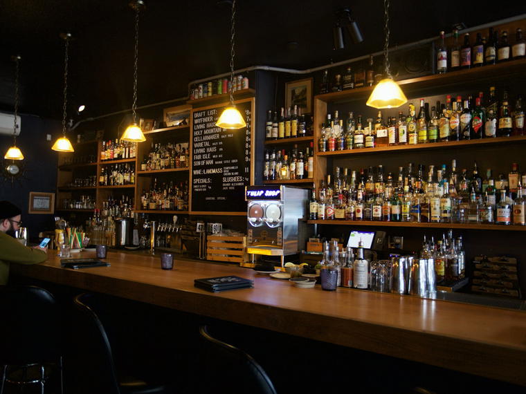 Tulip Shop Tavern, Portland, United States