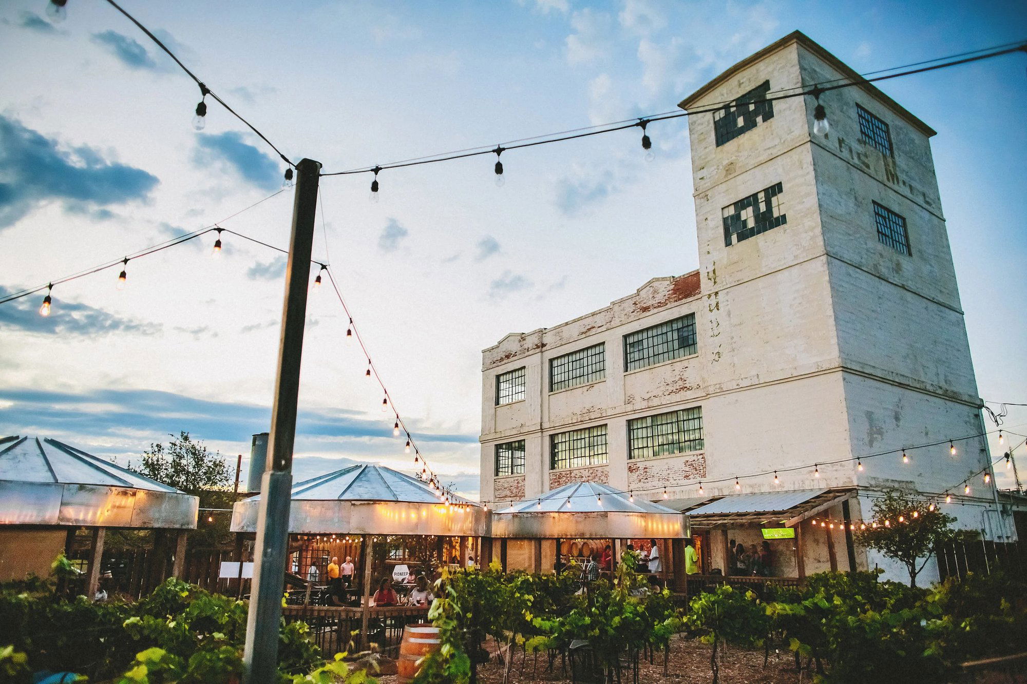 The Mill Event Venue, Bar in Abilene