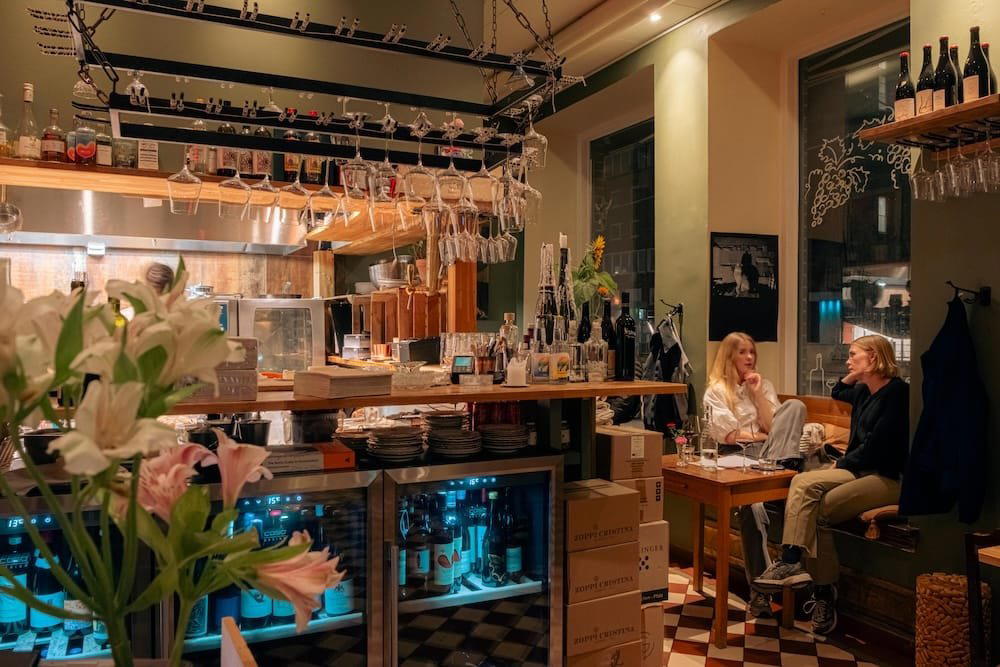 Suggan Vinbar, Gothenburg, Sweden
