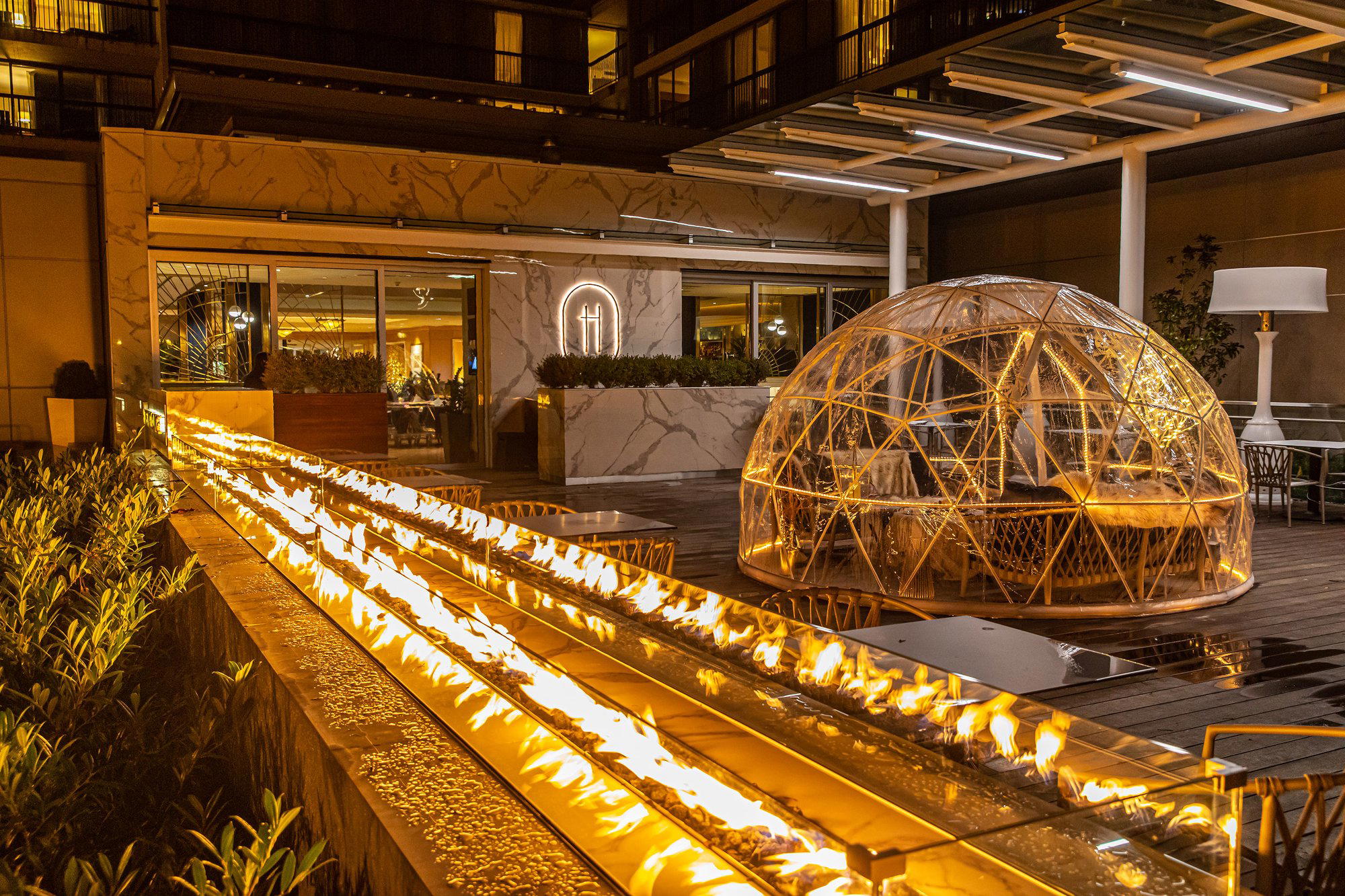 1601 Bayshore Dr., Inner Harbour, Canada