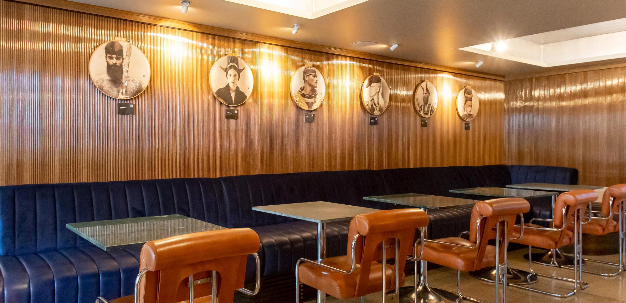 Die Bar | Art-Boutiquehotel MUZE, Düsseldorf, Germany