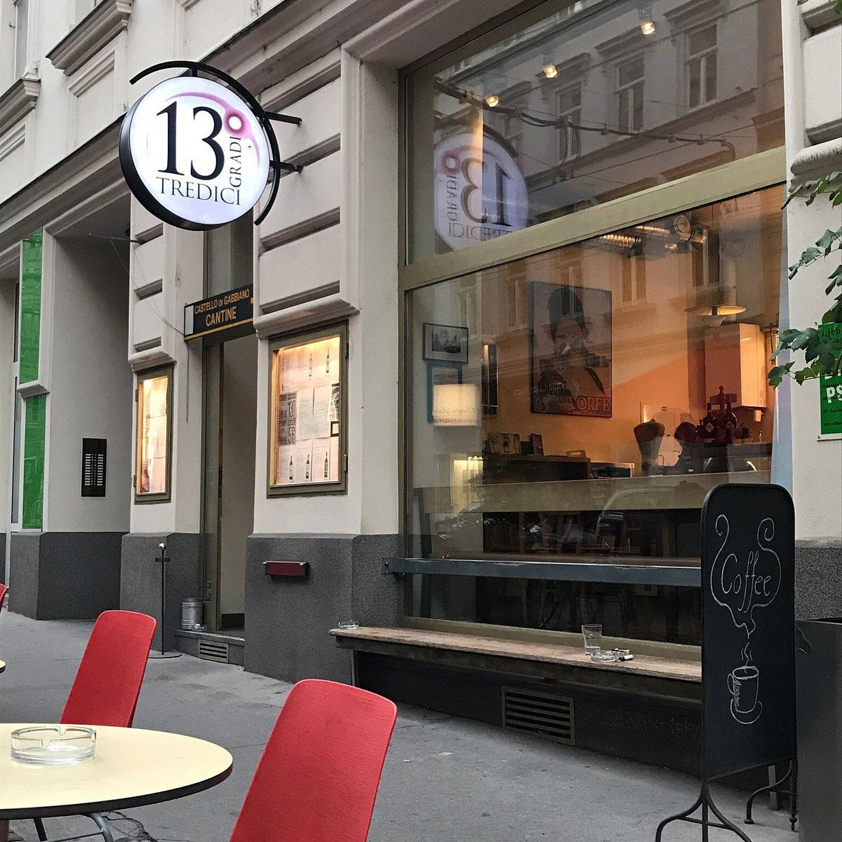 Tredici Gradi 13°, Bar in Vienna