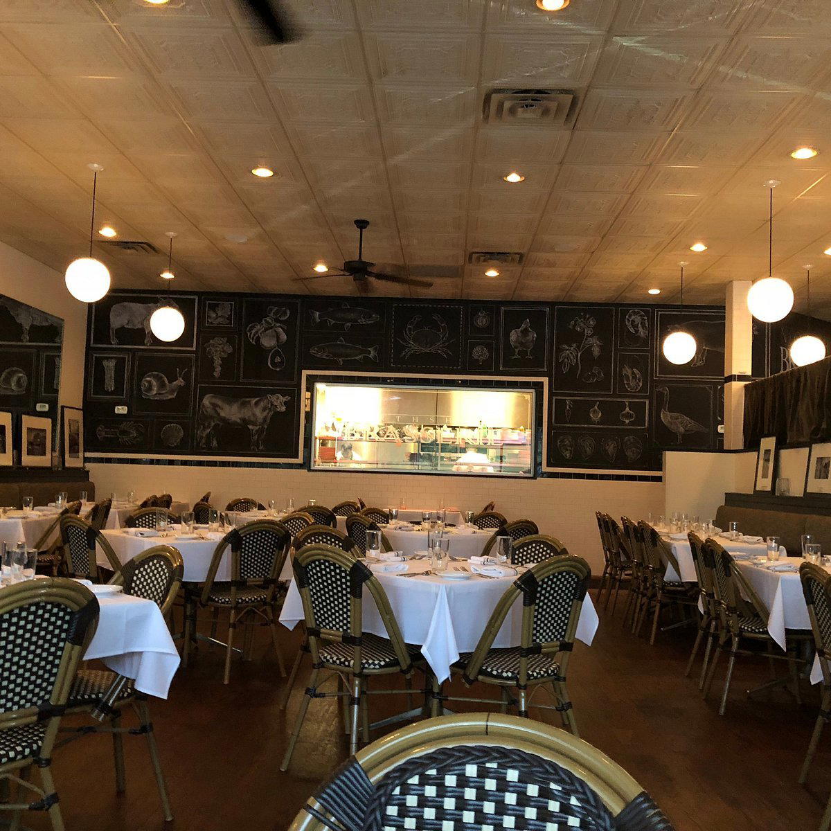 Northshore Brasserie bar in Knoxville