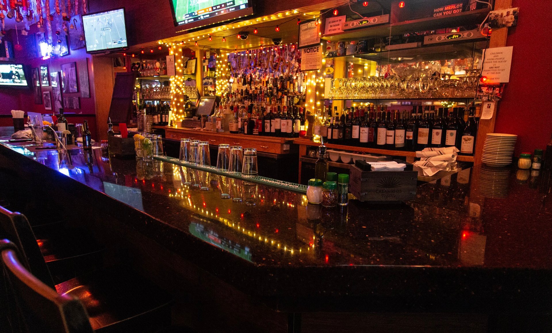 Mulberry Italian Ristorante, Bar in Lackawanna