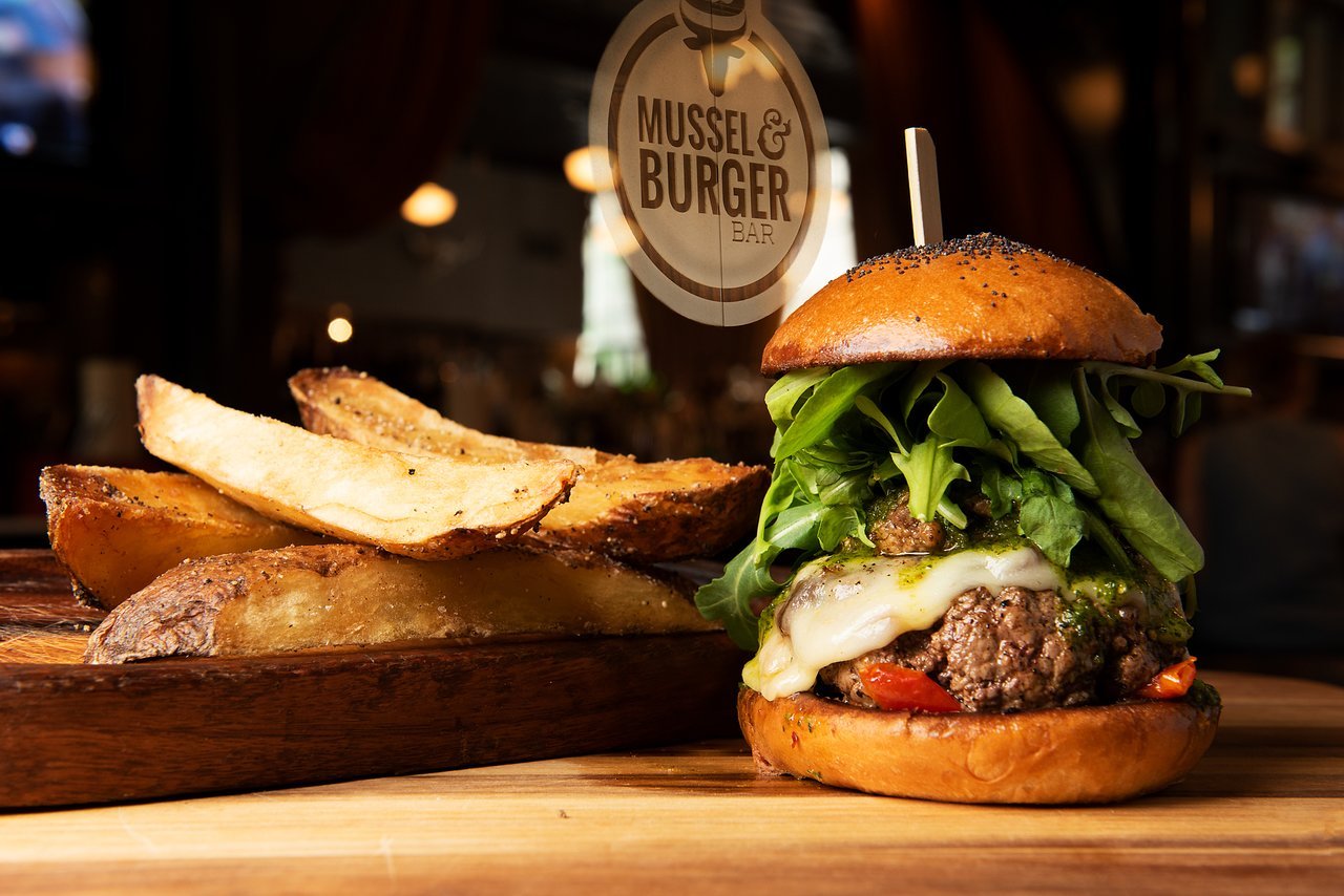 Mussel & Burger Bar, Louisville, United States