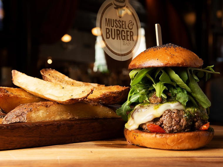 Mussel & Burger Bar, Louisville, United States