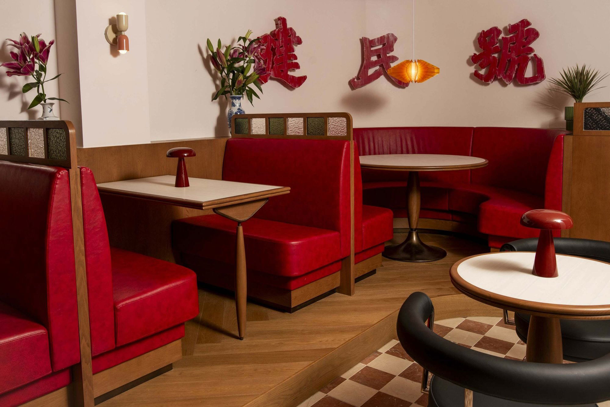 Kinsman, Bar in Hong Kong