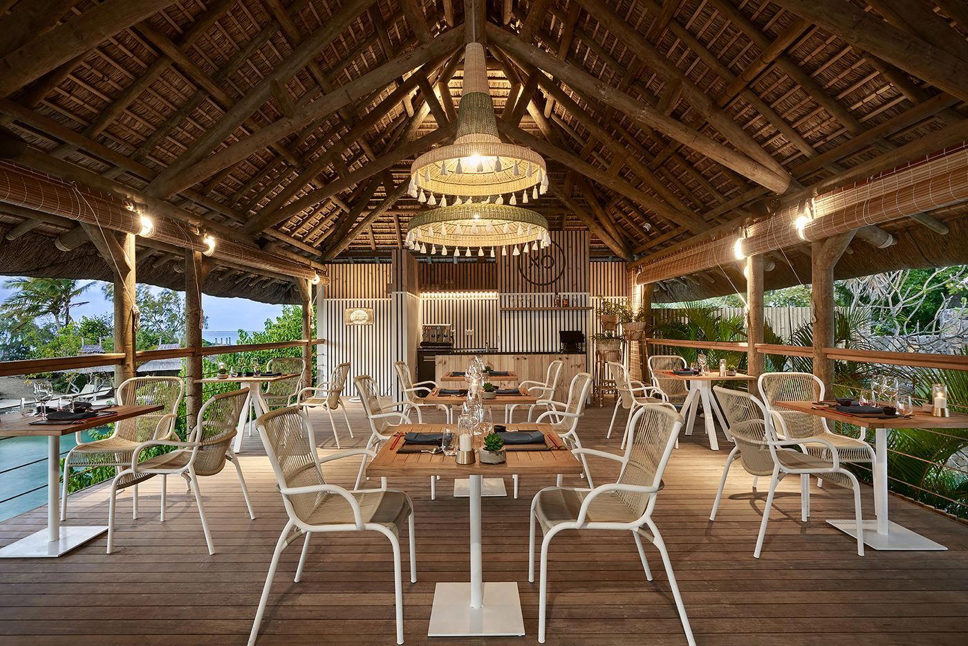 S’Cellar bar in Anse La Raie