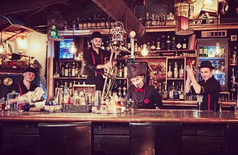 L'Escamoteur, Bar in Kyoto