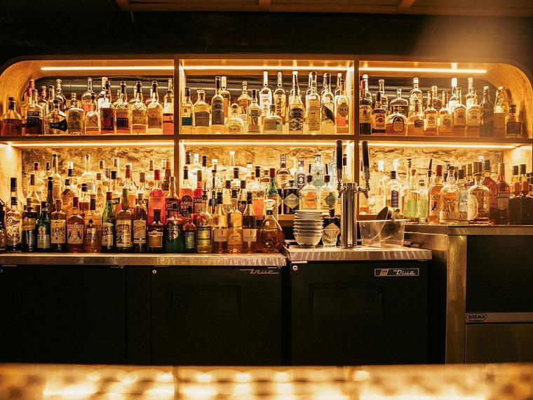 Bar Le Mal Nécessaire, Montréal, Canada