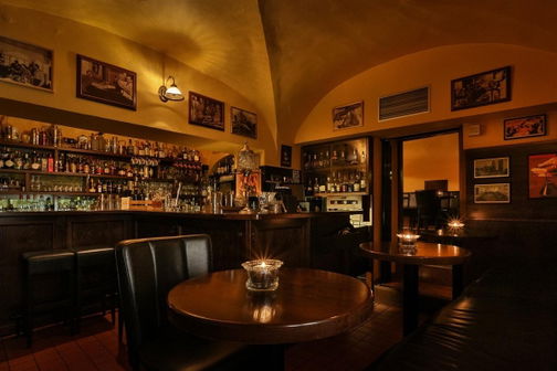 Hemingway Bar