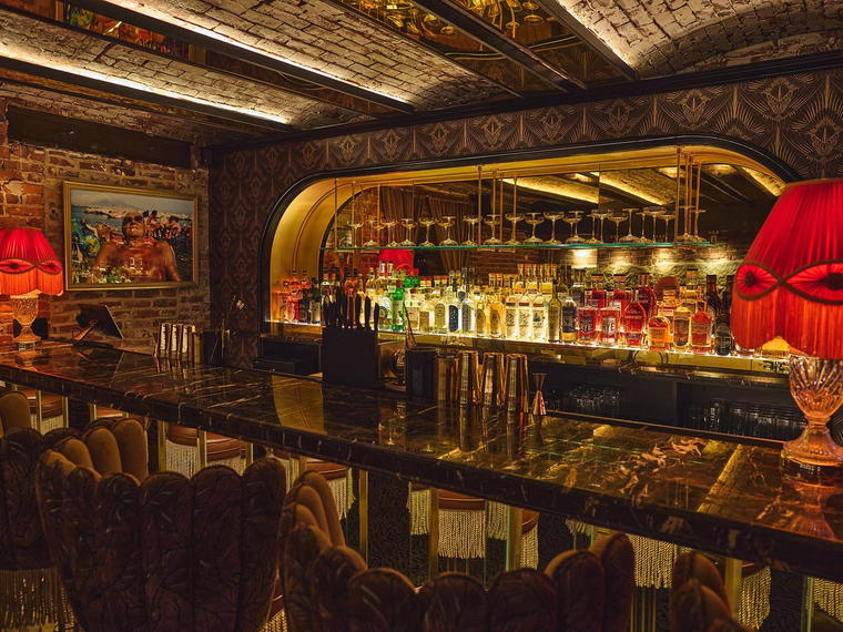 Extra Dirty Cocktail Club, Boston, United States