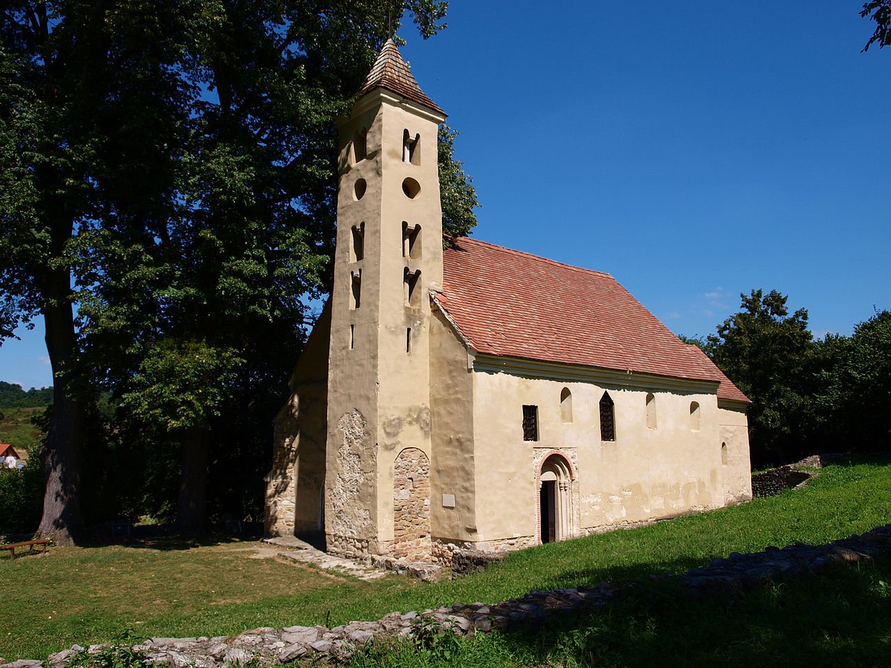 Manfa, Hungary