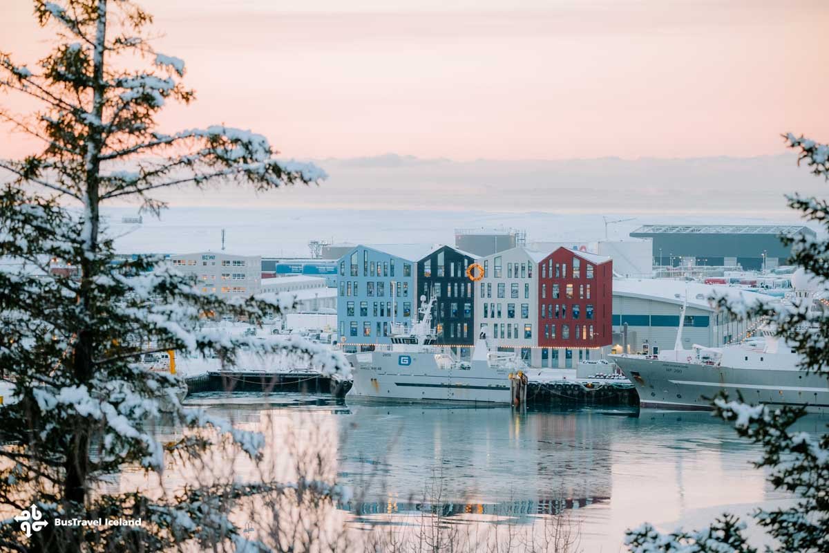 Hafnarfjor Ur, Iceland