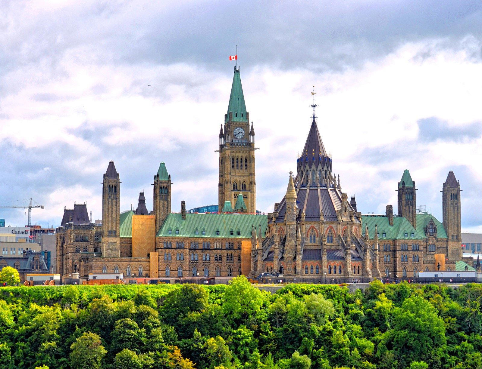Capital, Canada